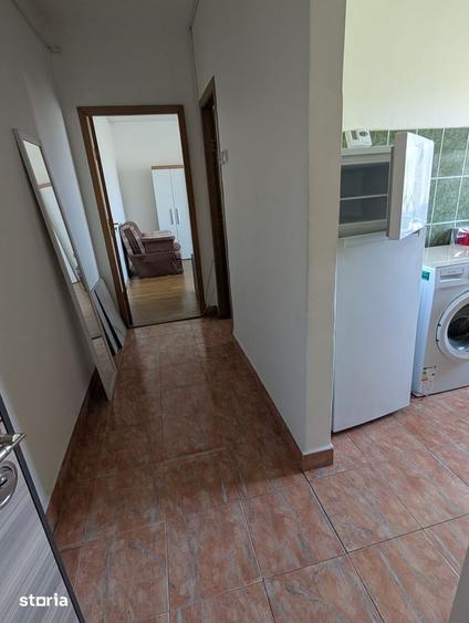 Garsonieră decomandată în Petros