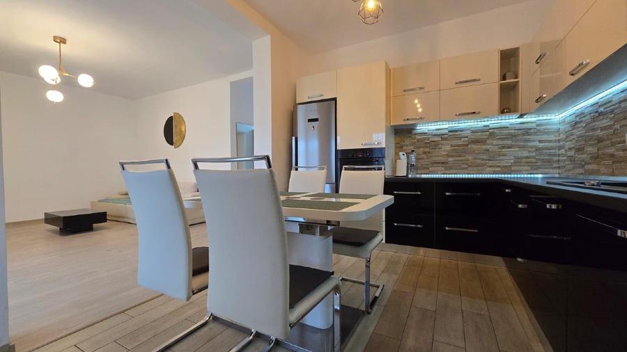 Duplex cu 3 camere cu Canalizare în Moșnița Nouă