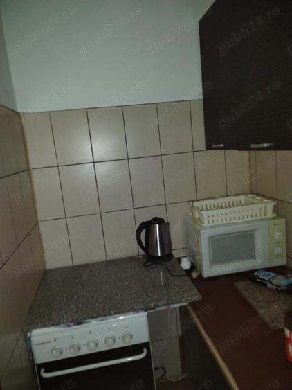 Garsonieră decomandată în Uzina 2