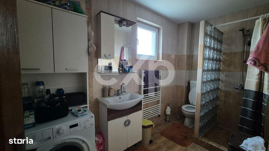 Casă cu 4 camere în Moșoaia