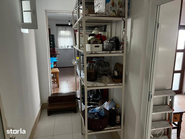 Casă cu 3 camere cu Teren 575 Mp în Aninoasa