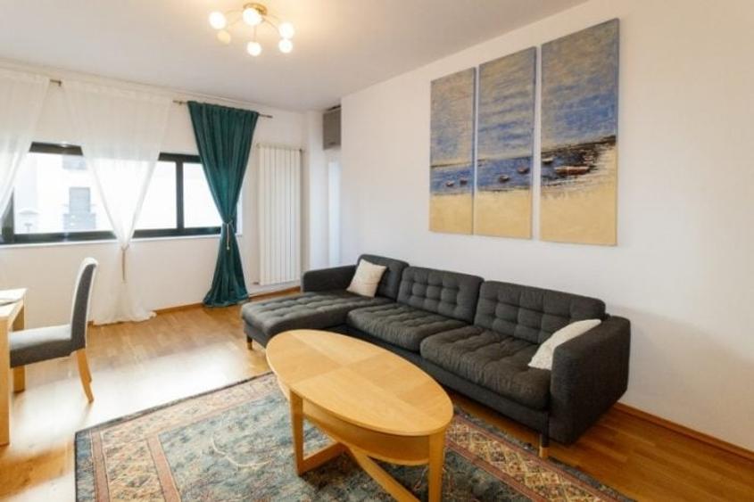 Apartament cu 3 camere decomandat, mobilat în Nord
