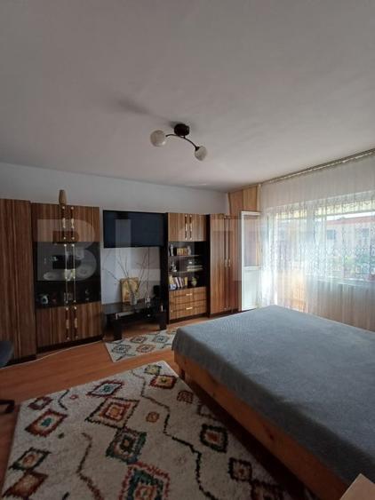 Apartament cu 3 camere decomandat, mobilat în Câmpia Turzii
