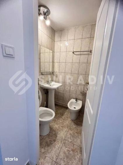 Apartament cu 3 camere decomandat în Plopilor