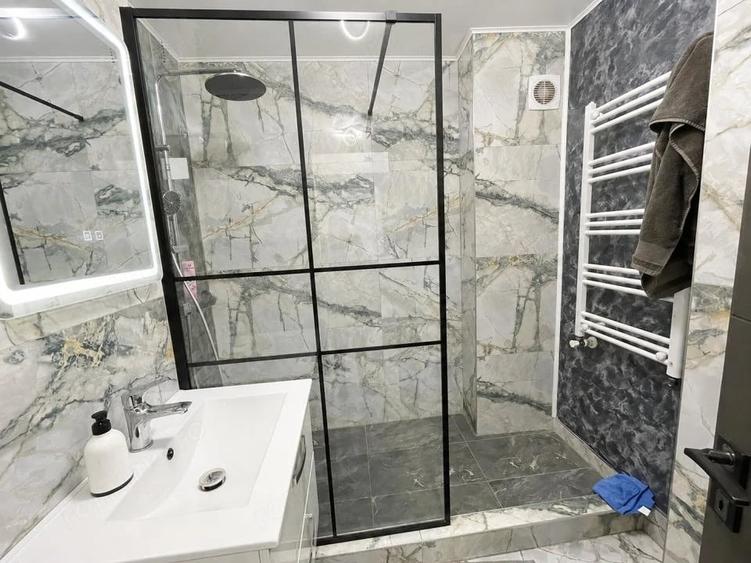 Apartament cu 2 camere decomandat în Cumpăna
