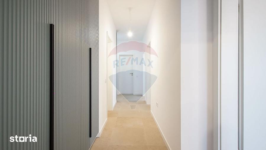 Apartament cu 3 camere, mobilat în Tractorul