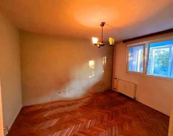 Apartament cu 2 camere semidecomandat în Iancului