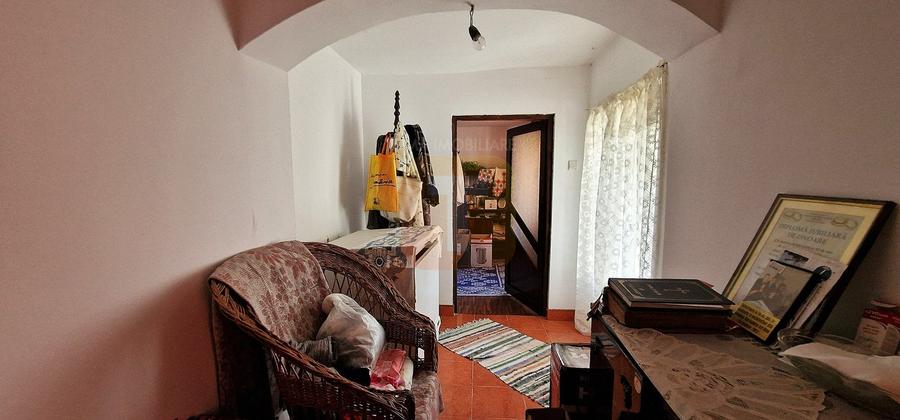 Casă individuală cu 5 camere cu Teren 2135 Mp în Alexandru cel Bun