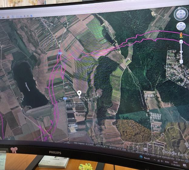 Teren de 2700 mp, în Mitocu Dragomirnei