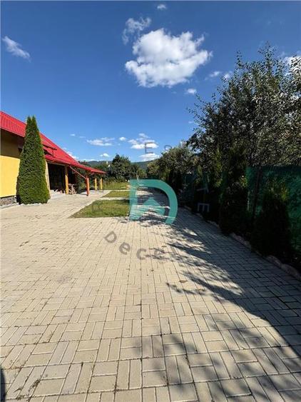 Casă individuală cu 4 camere cu Garaj în Cristian