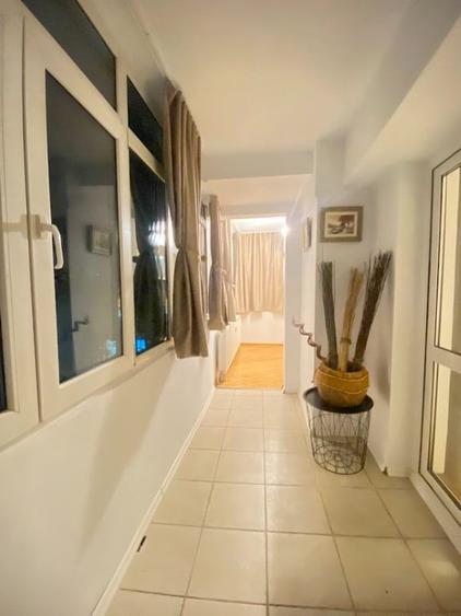 Apartament cu 3 camere decomandat în Ultracentral