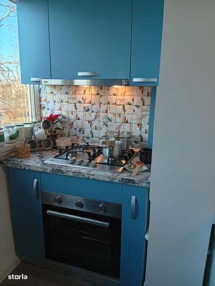 Apartament cu 2 camere decomandat în Abator