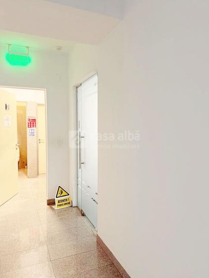 Birou, de 31 mp, în Central