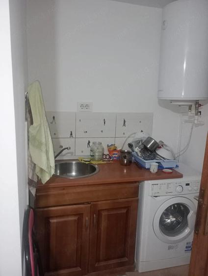 Casă cu 2 camere cu Teren 2000 Mp în Șipote