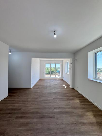 Apartament cu 3 camere si terasa 48 mp- Bd. Pipera, Voluntari - 1