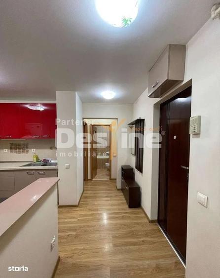 Apartament cu 2 camere decomandat în Tractorul