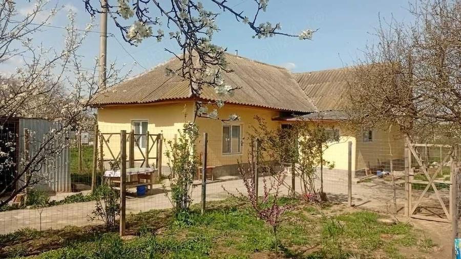 Vand sau schimb casa in Turda Jud Tulcea - 2