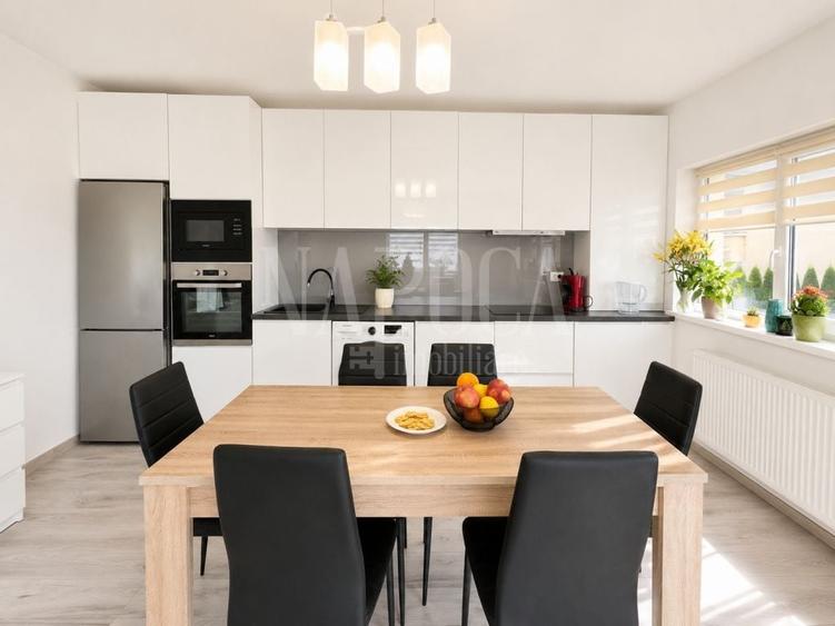 Duplex cu 5 camere cu Canalizare în Florești