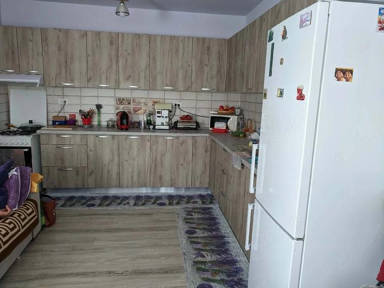 Casă cu Teren 624 Mp în Central
