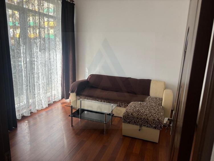 Apartament cu 2 camere semidecomandat, mobilat în Turnișor