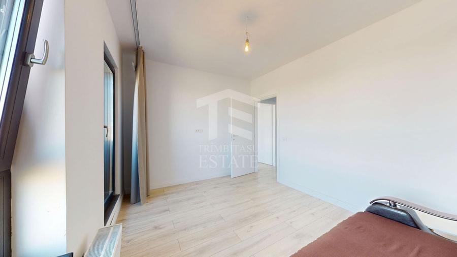 Apartament cu 3 camere decomandat în Colentina
