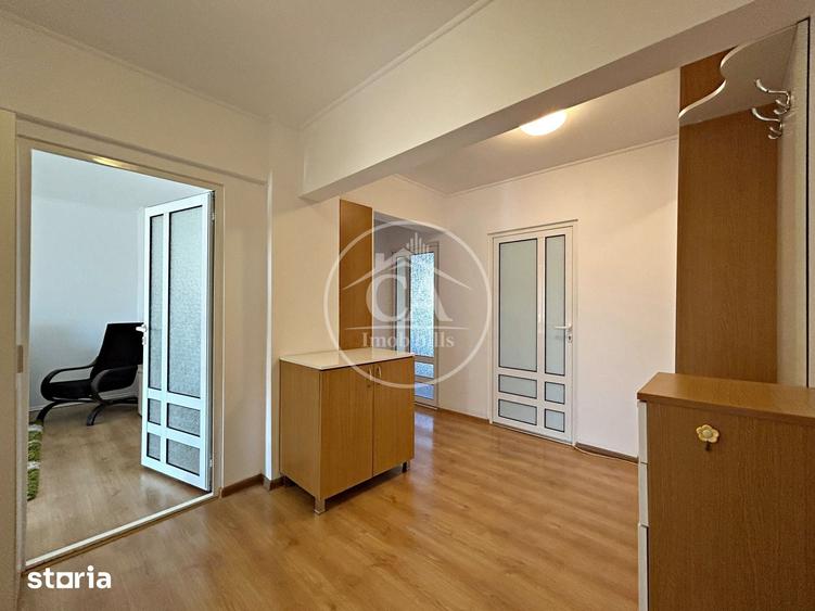 Apartament cu 3 camere decomandat în Decebal