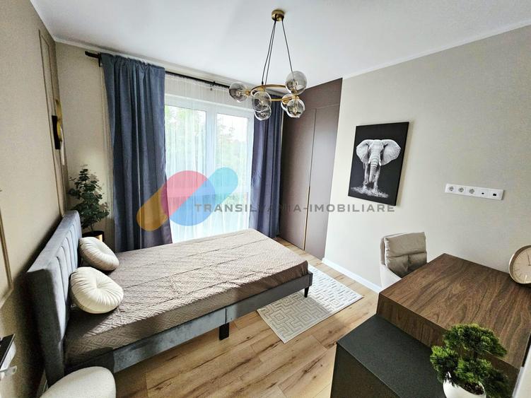 Apartament cu 3 camere semidecomandat în Florești