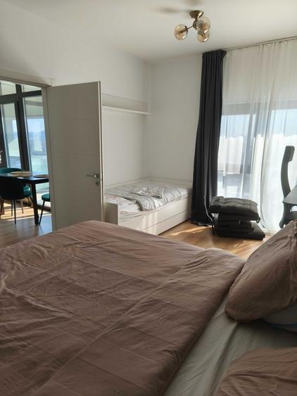 Apartament cu 2 camere semidecomandat în Splaiul Unirii