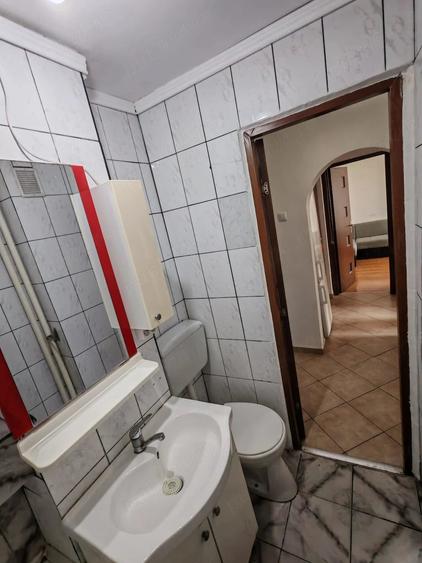 Apartament cu 2 camere decomandat în Berceni