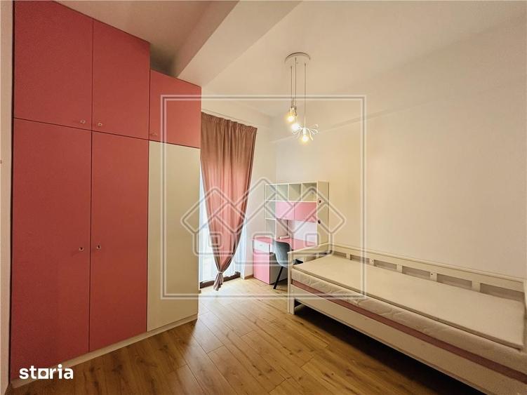 Apartament cu 4 camere în Șelimbăr