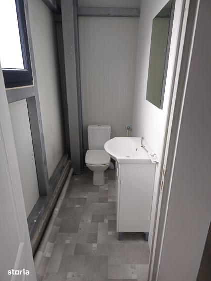 Spațiu comercial, de 600 mp, în Brazi