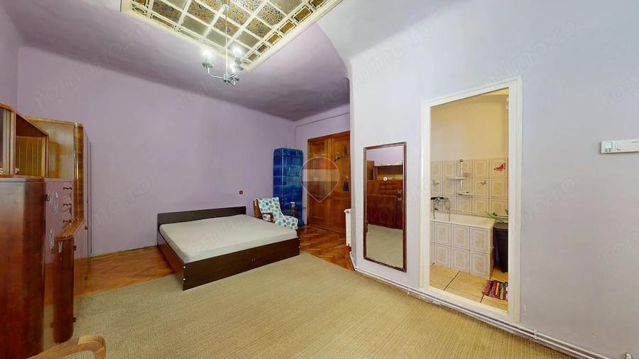 Apartament cu 2 camere semidecomandat în Centrul Istoric