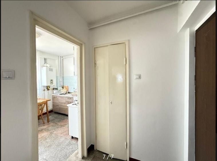 Apartament cu 2 camere semidecomandat în Dosu Bricii