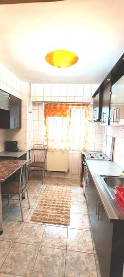 Inchiriez ap. 3 camere, Bdul Iuliu Maniu, 50m de metrou Piata Gorjului ?i sta?ie autobuz, reabilitat - 5