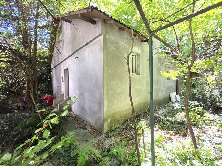 Casă individuală cu 2 camere cu Canalizare în Militari
