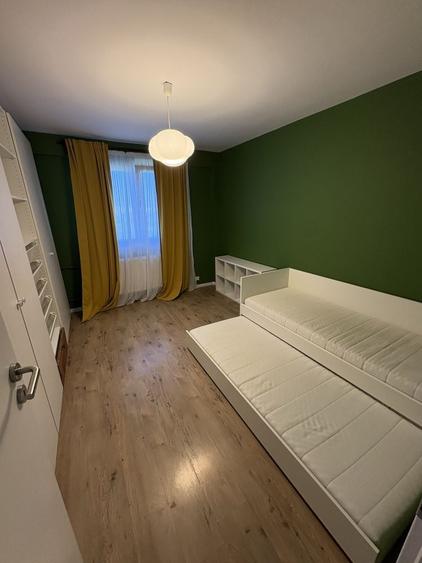 Apartament cu 3 camere nedecomandat în Titan