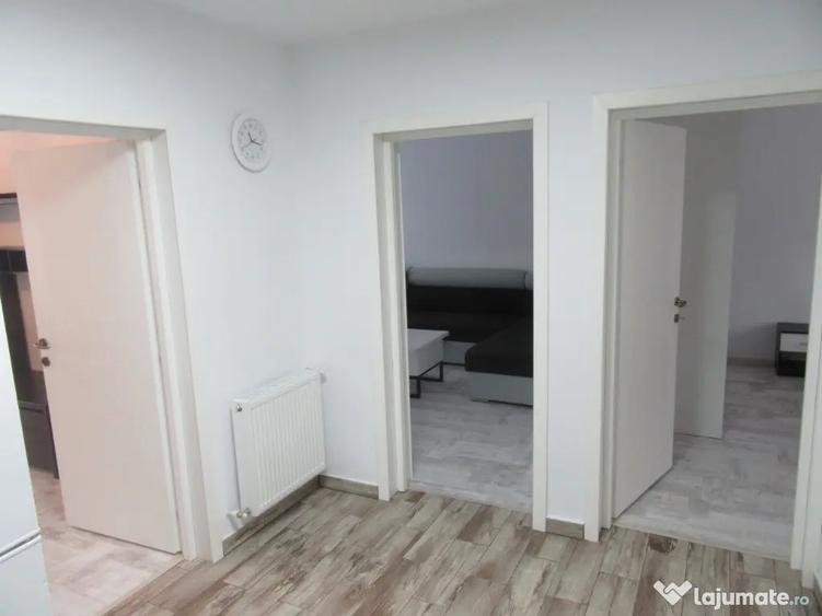 Apartament cu 3 camere decomandat în Nord