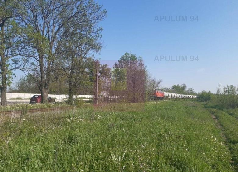 Teren Construcții intravilan de 29000 mp, în Est