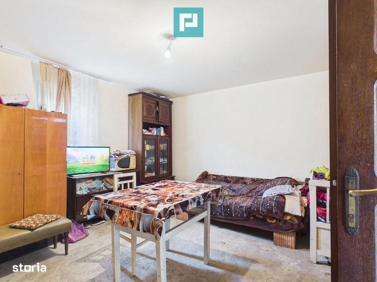 Casă cu 4 camere cu Teren 2253 Mp în Almaș