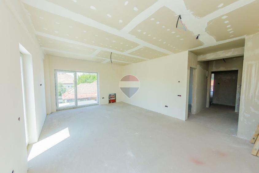 Apartament cu 2 camere decomandat în Ultracentral