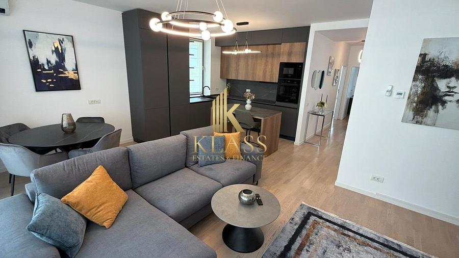 Apartament cu 3 camere decomandat, mobilat în Băneasa