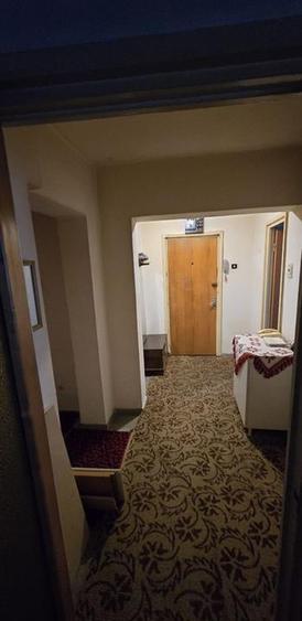 Apartament cu 4 camere decomandat, mobilat în Independenței