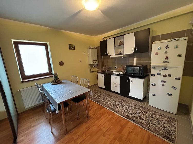 Apartament cu 2 camere decomandat în Cioplea
