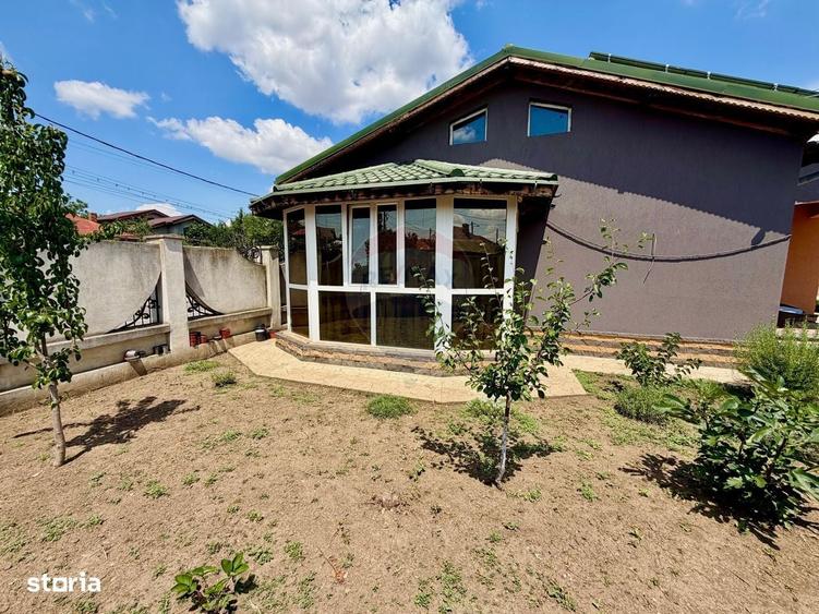 Casă cu 4 camere cu Teren 557 Mp în Central