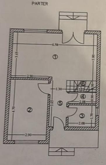 Duplex cu 4 camere cu Canalizare în Nord-Est
