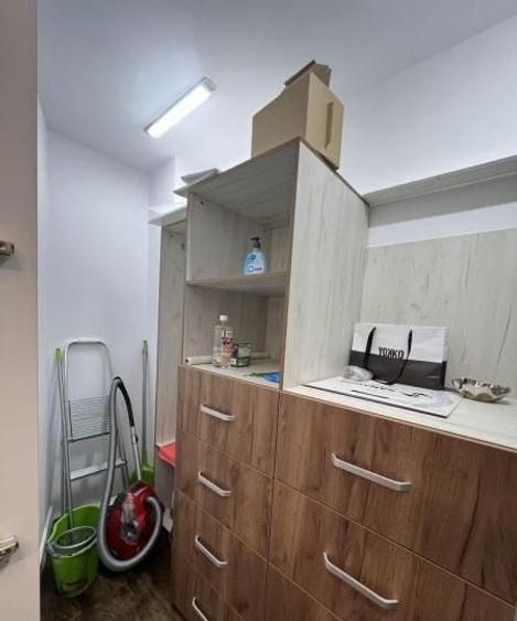 Apartament cu 2 camere decomandat, mobilat în Splaiul Unirii