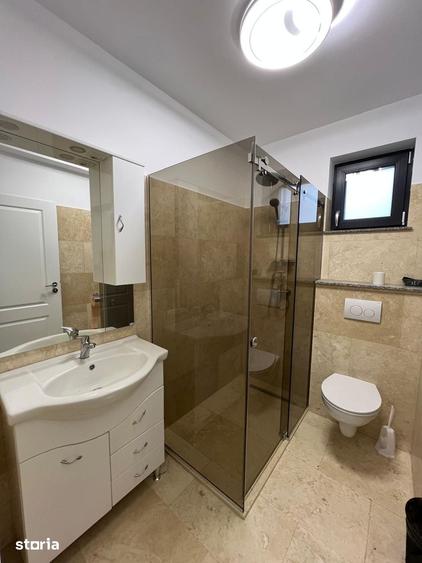 Casă cu 4 camere cu Teren 350 Mp în Central