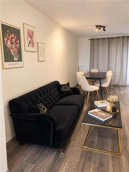 Penthouse cu 2 camere decomandat, mobilat în Tractorul