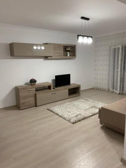 Apartament cu 2 camere decomandat în Dacia