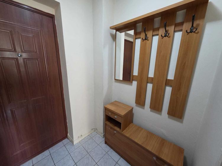 Garsonieră semidecomandată în Central